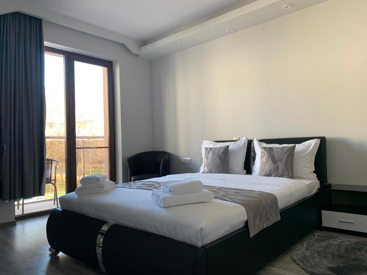 Vivian Apartaments Sandanski Buitenkant foto